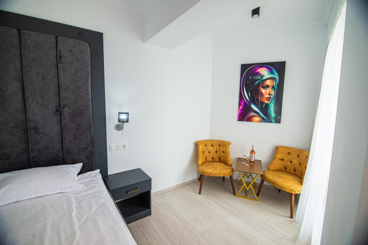 Alessio Hotel Residence คอสติเนช ภายนอก รูปภาพ