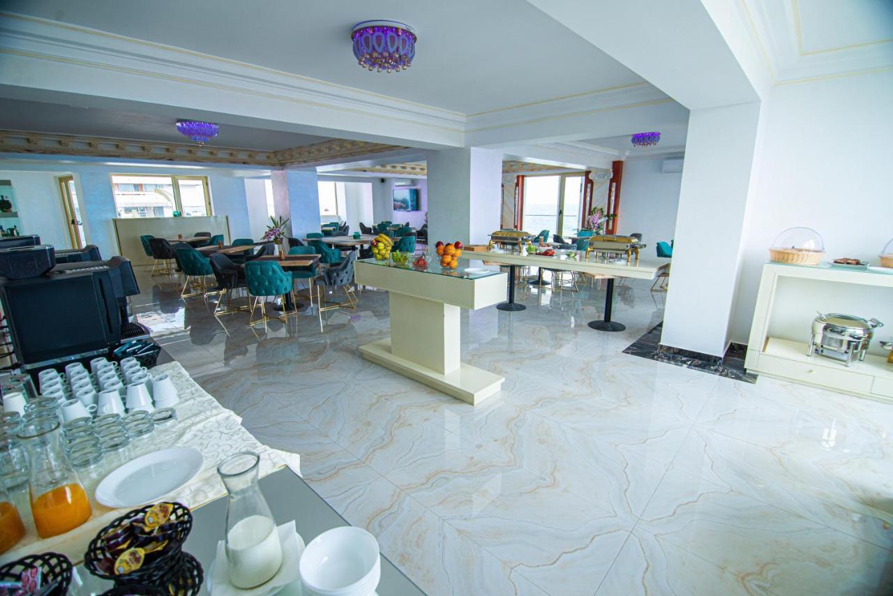 Alessio Hotel Residence คอสติเนช ภายนอก รูปภาพ