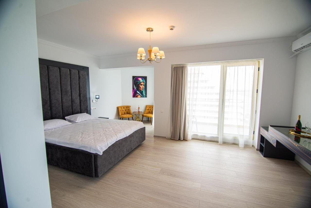 Alessio Hotel Residence คอสติเนช ภายนอก รูปภาพ