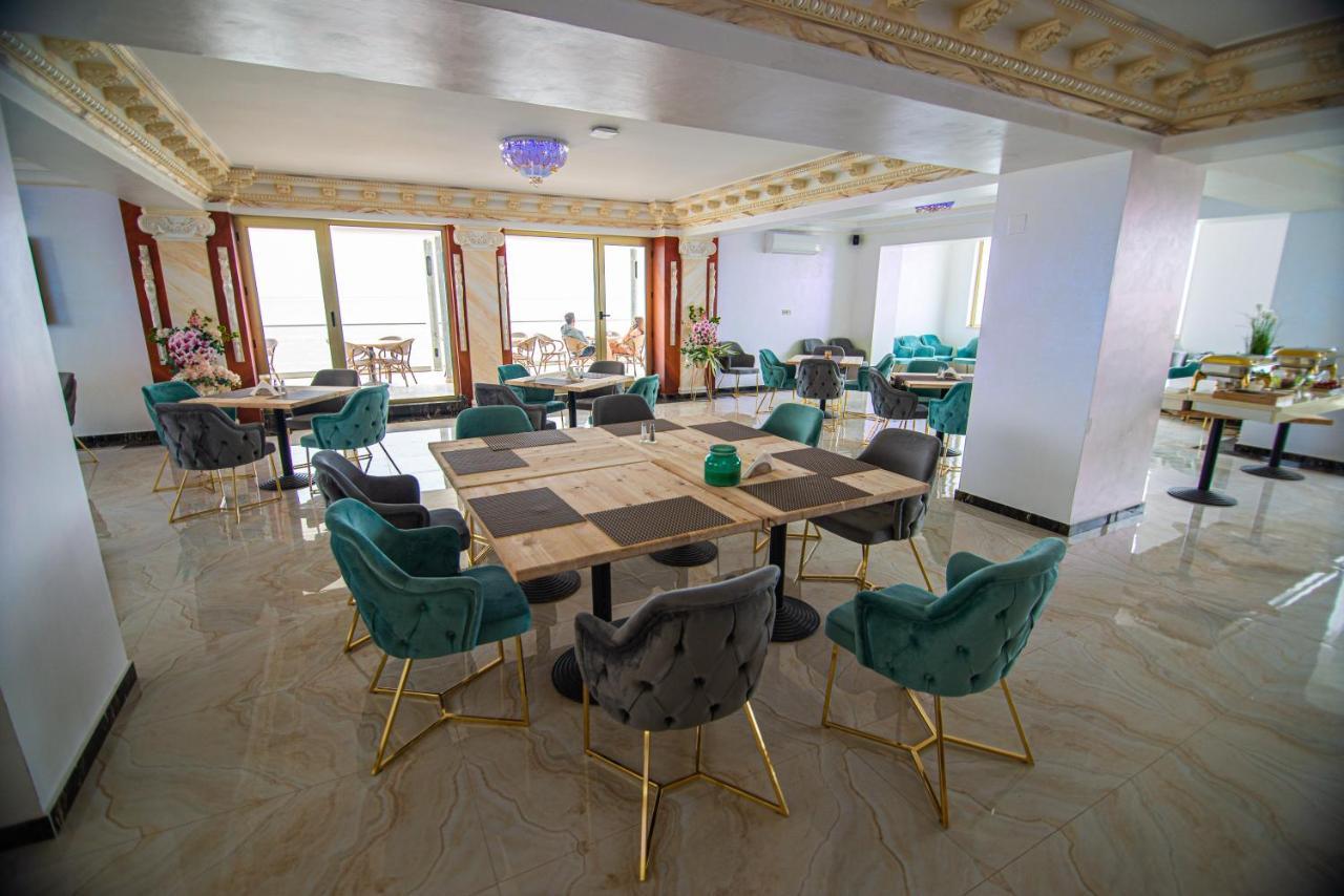 Alessio Hotel Residence คอสติเนช ภายนอก รูปภาพ