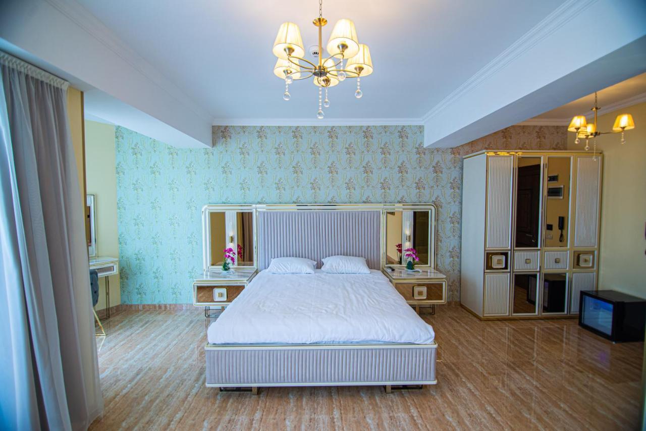 Alessio Hotel Residence คอสติเนช ภายนอก รูปภาพ