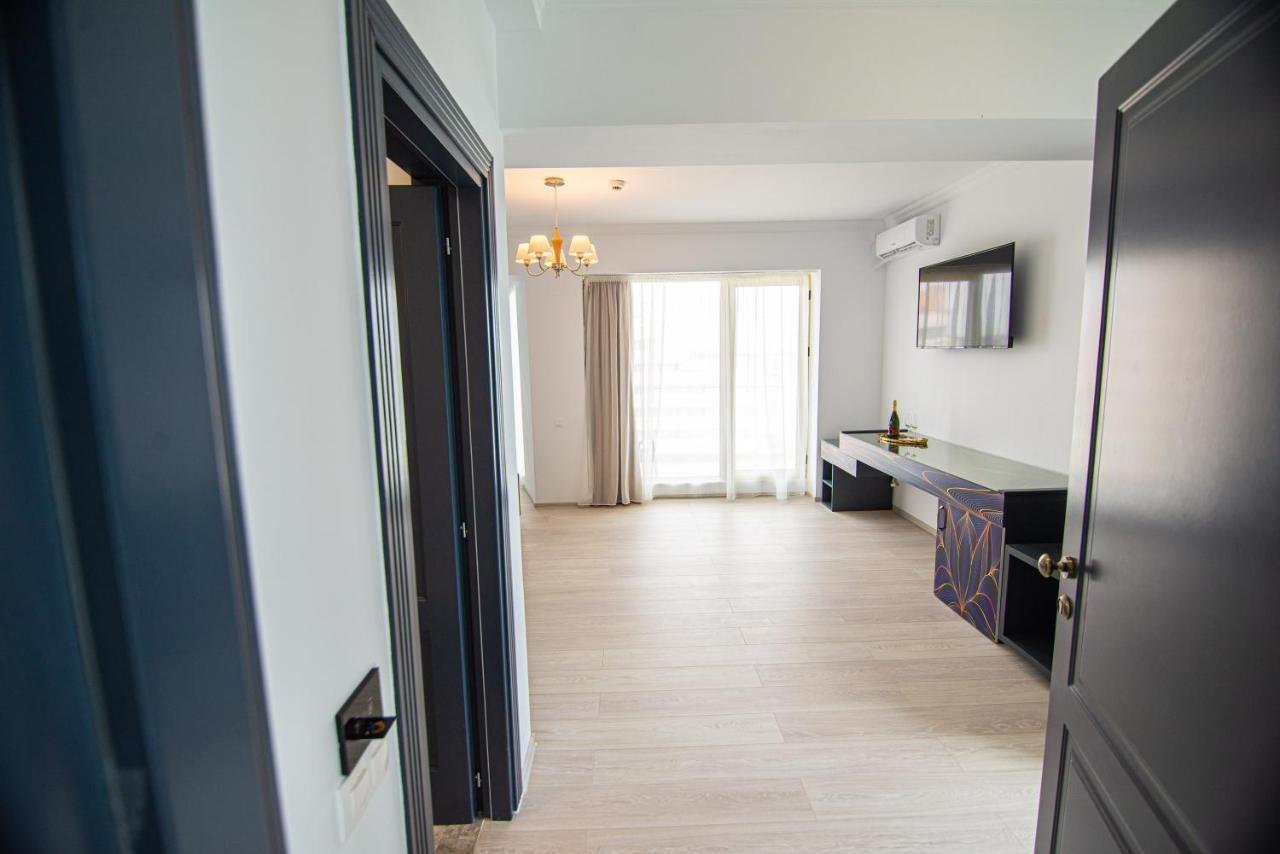 Alessio Hotel Residence คอสติเนช ภายนอก รูปภาพ
