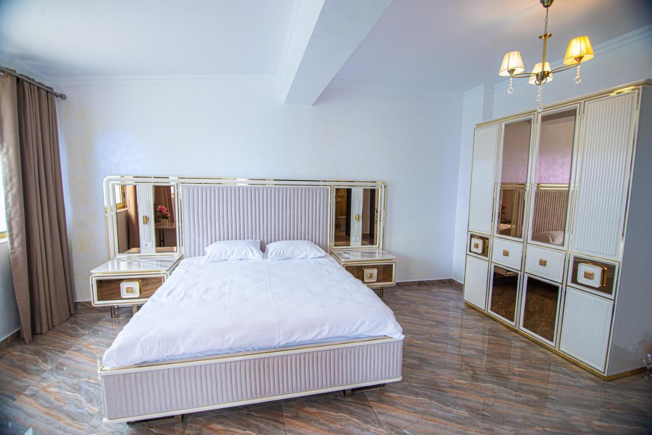 Alessio Hotel Residence คอสติเนช ภายนอก รูปภาพ
