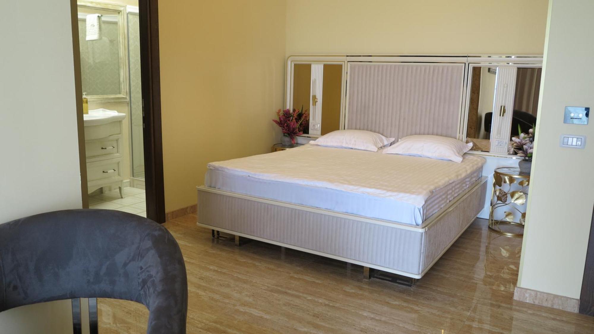 Alessio Hotel Residence คอสติเนช ภายนอก รูปภาพ